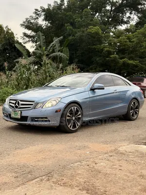 Mercedes-Benz E-Class 2012 Blue