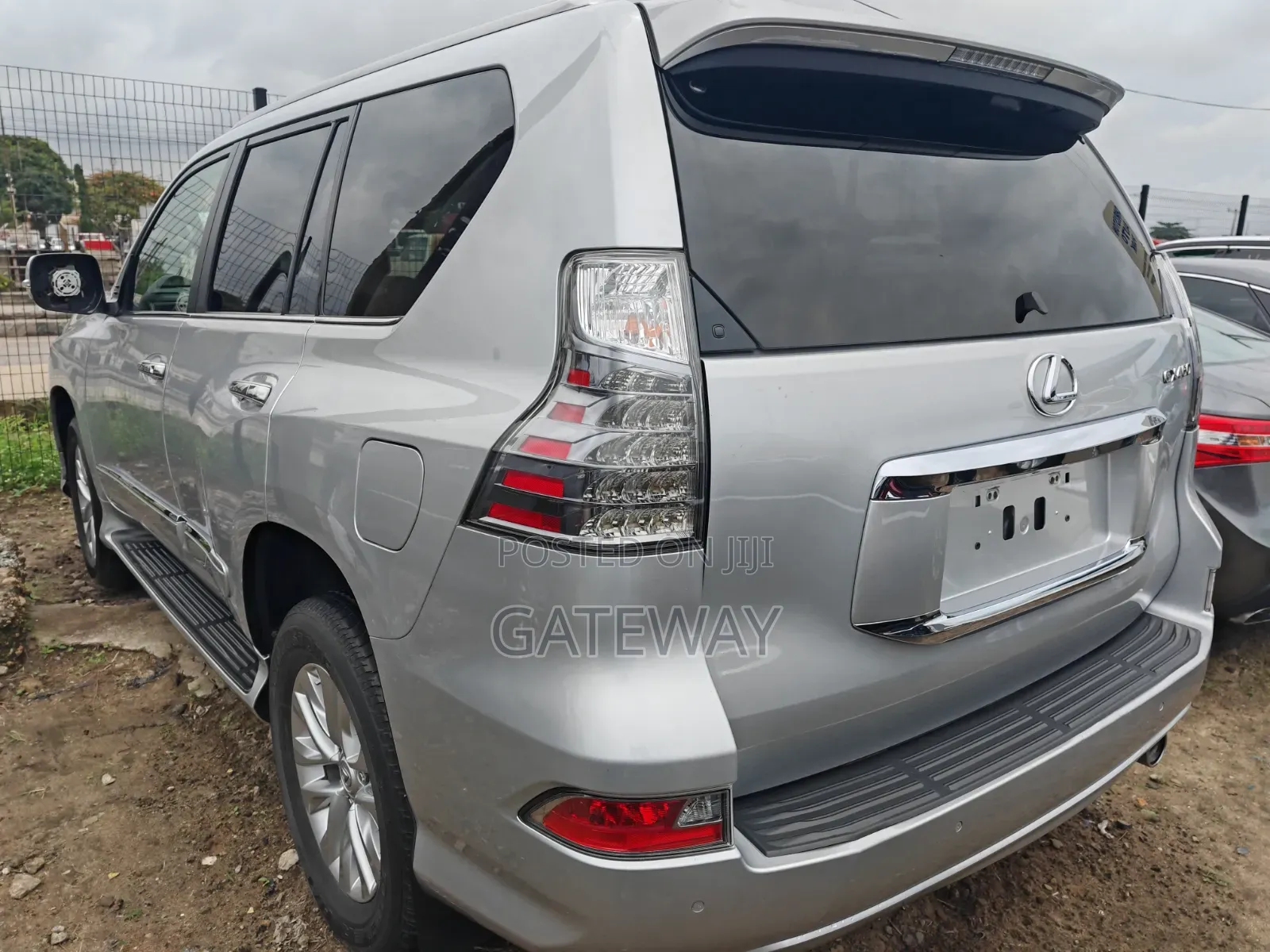 Lexus GX 2016 Silver