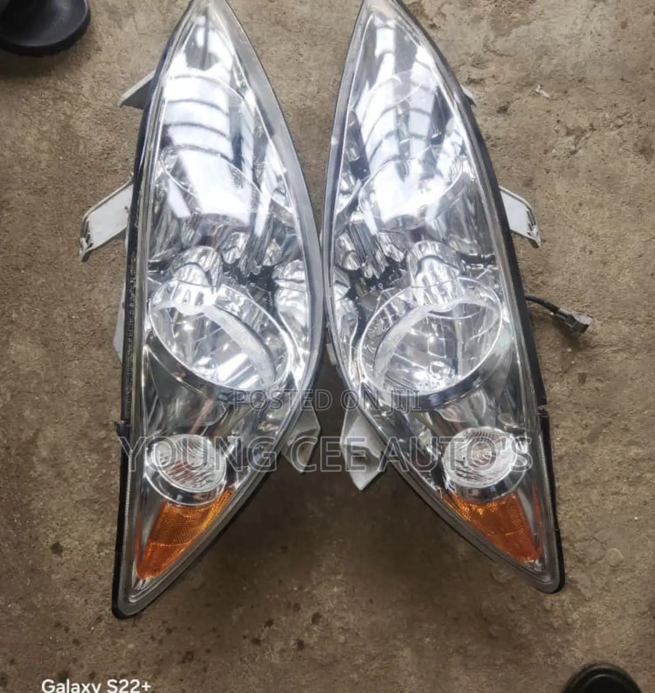 Headlights Camry 2005
