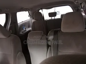 Toyota Sienna XLE 8 Passenger (3.5L 6cyl 8A) 2017 Red