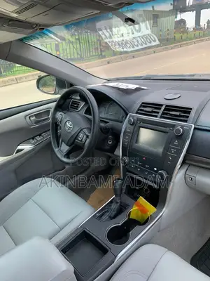 Toyota Camry LE 4dr Sedan (2.5L 4cyl 6A) 2016 Gray