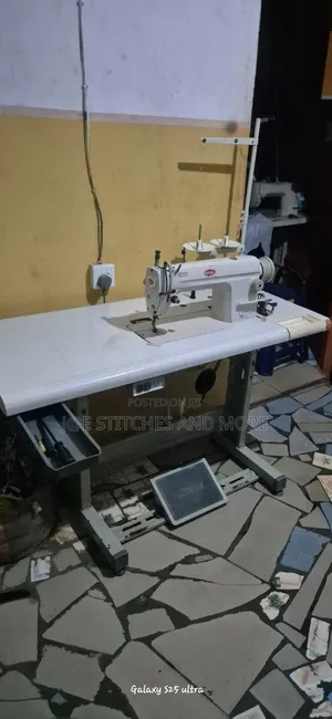 Emel Industrial Straight Sewing Machine for Urgent Sales
