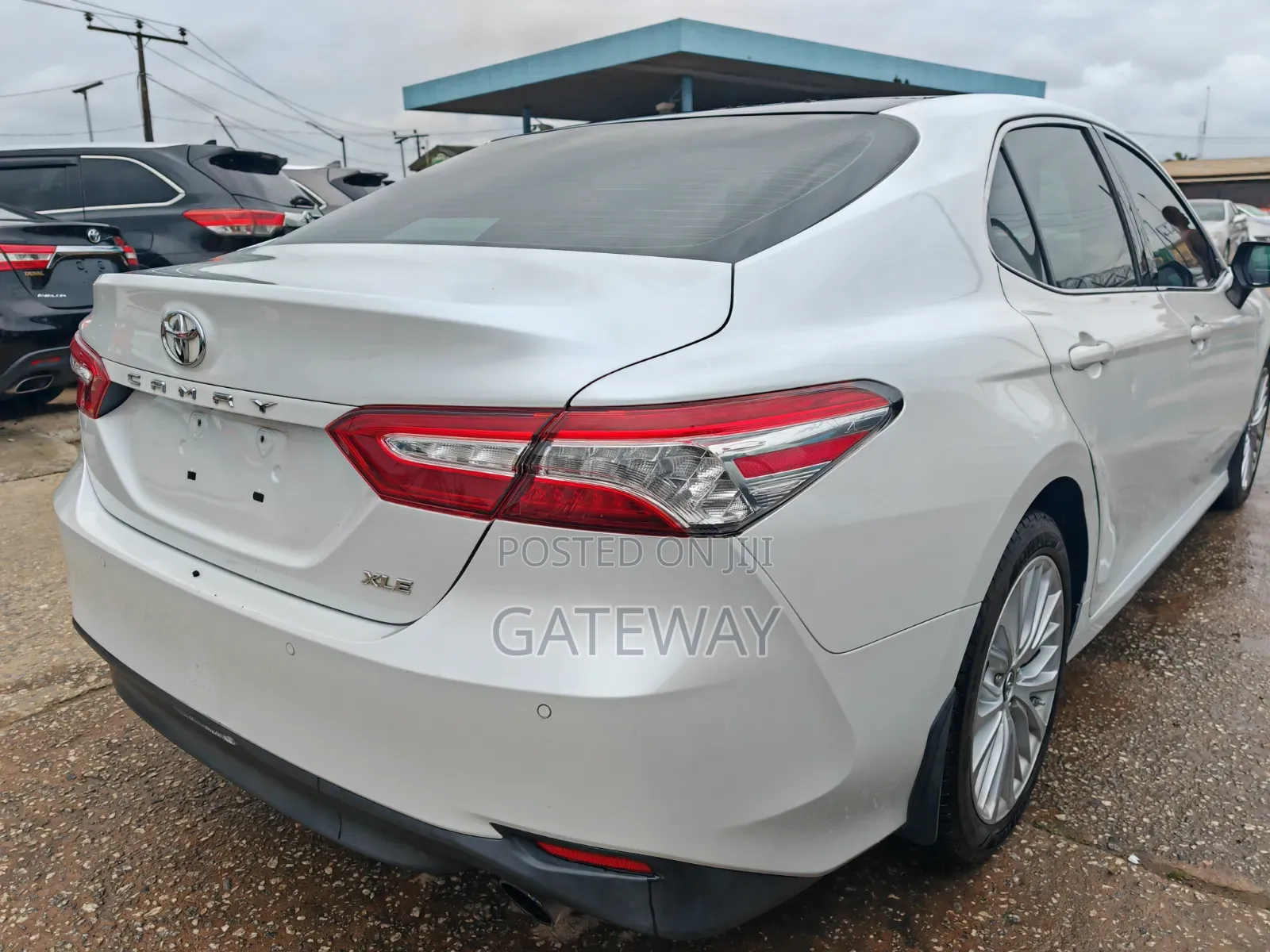 Toyota Camry 2018 White