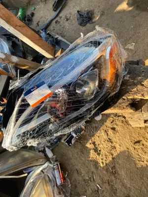 Mercerdes Benz GLA250 and C300 2017 Headlight