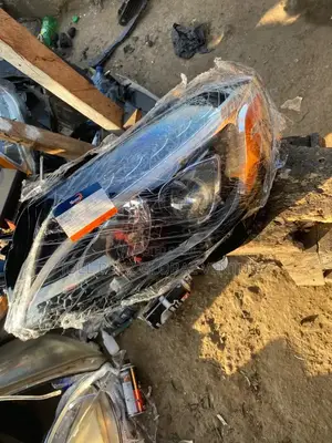 Mercerdes Benz GLA250 and C300 2017 Headlight