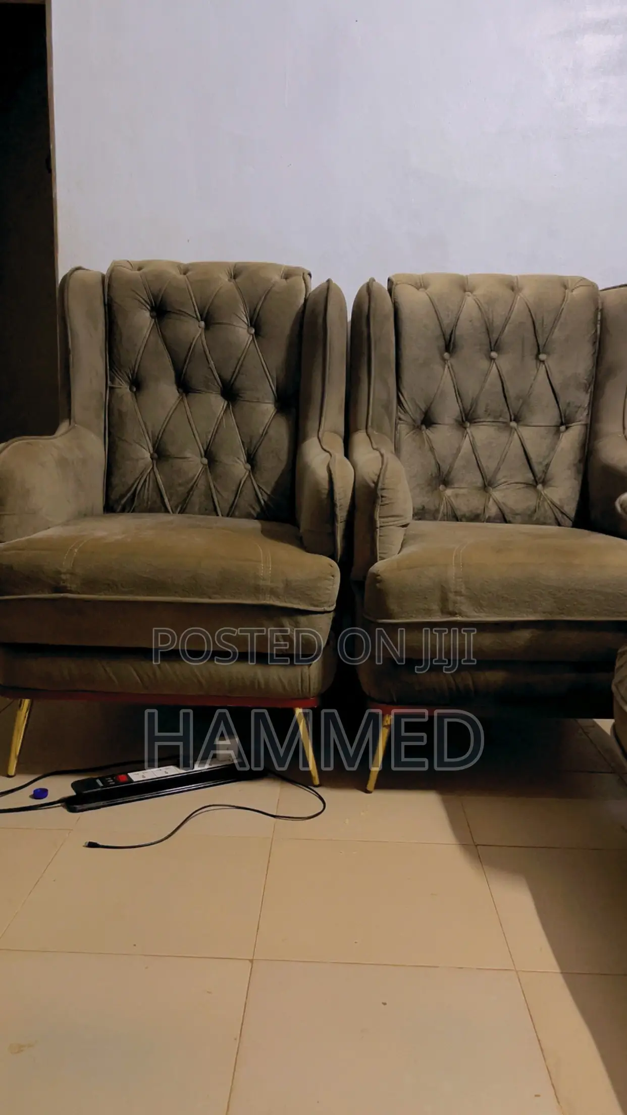 Sitting Room Chair