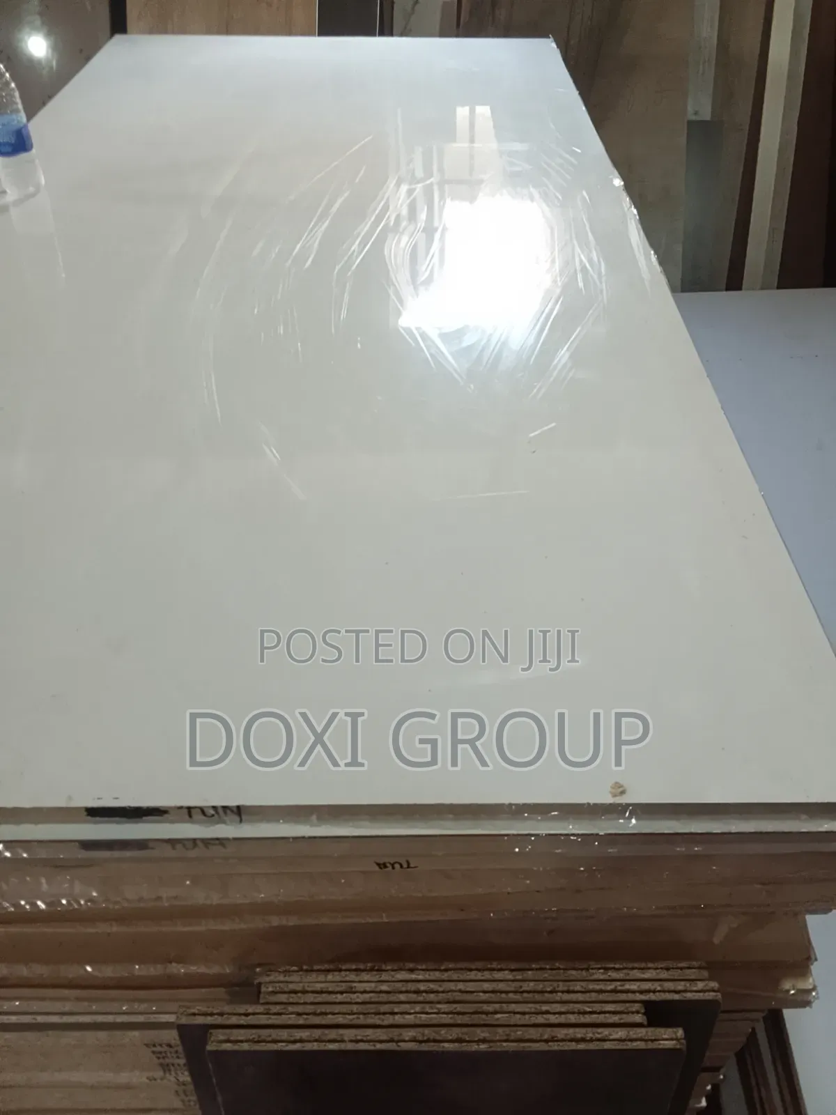 Off-White Glossy Furniture Board | 18mm Gloxy Board