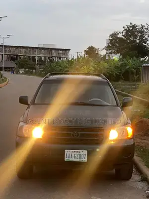 Toyota Highlander V6 AWD 2004 Green