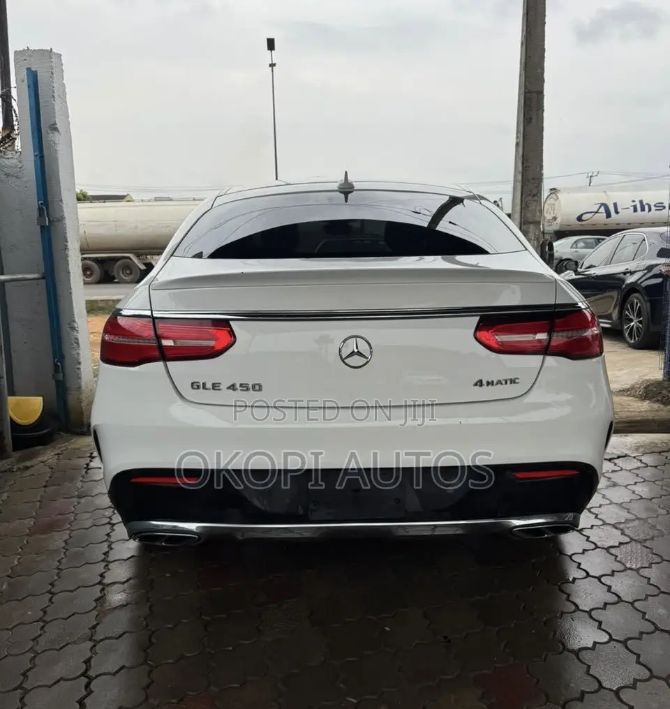 Mercedes-Benz GLE-Class 2016 White