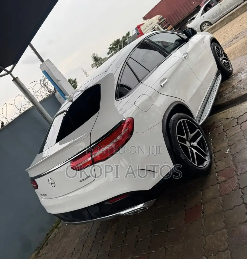 Mercedes-Benz GLE-Class 2016 White