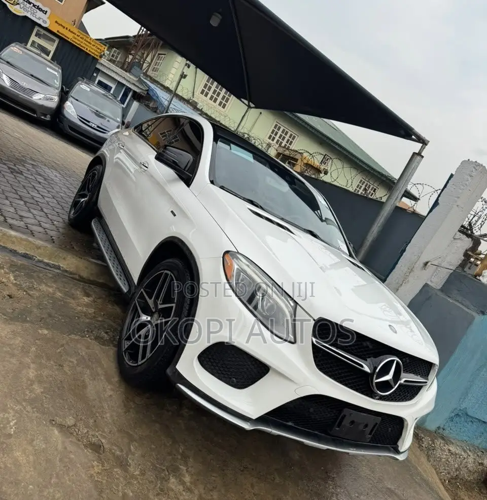 Mercedes-Benz GLE-Class 2016 White