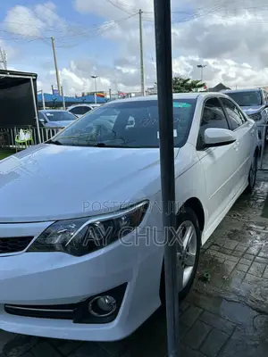 Toyota Camry 2014 White
