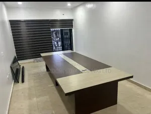 12 Sraters Conference Table