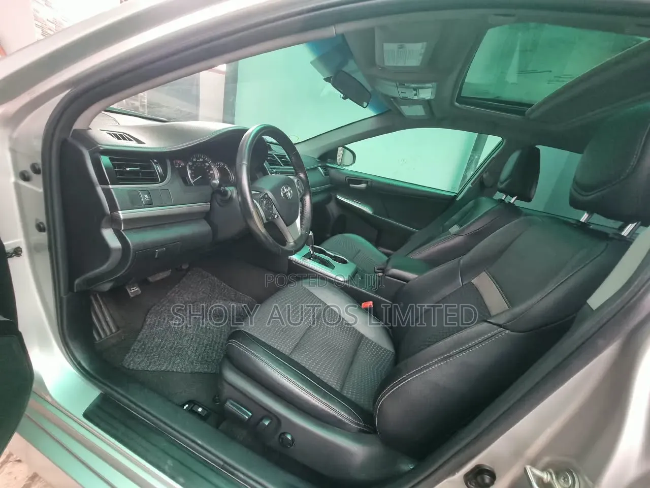 Toyota Camry 2014 Silver