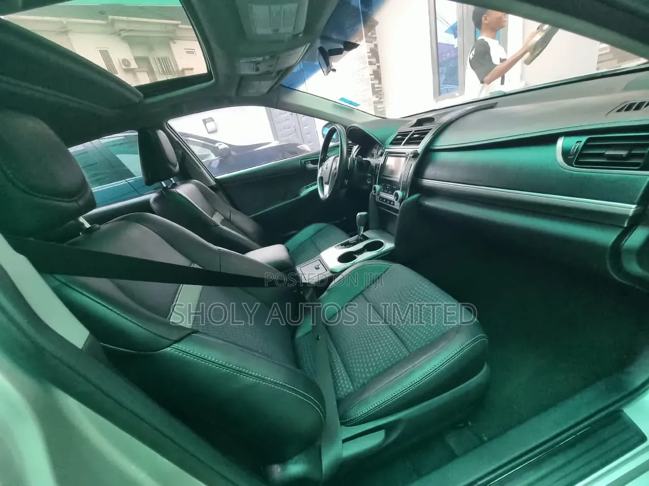 Toyota Camry 2014 Silver