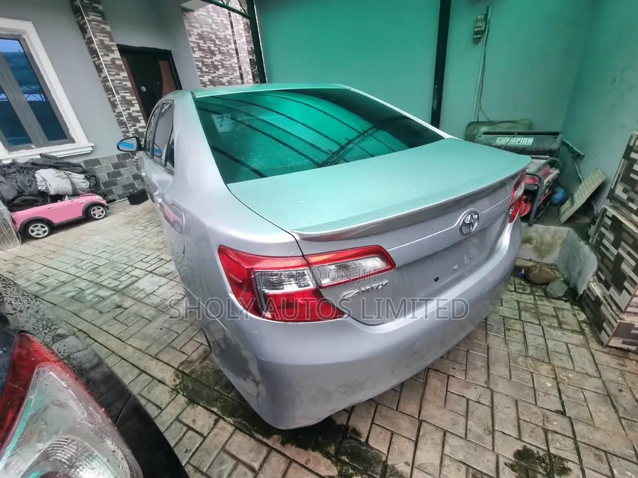 Toyota Camry 2014 Silver