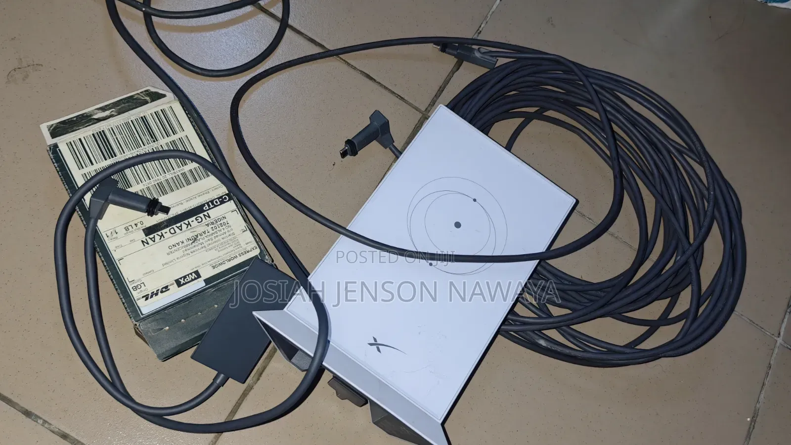 Starlink Mesh/Router, Cable and Wifi Adapter