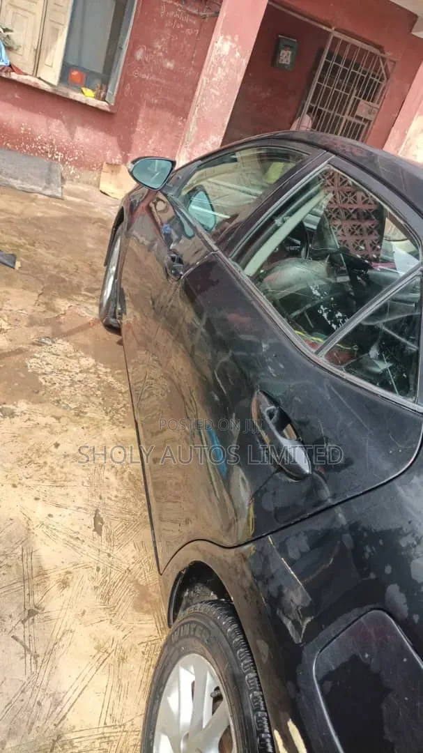 Toyota Corolla 2015 Black