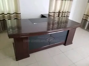 Executive Wooden Office Table