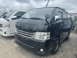 Toyota HiAce 2016 Black
