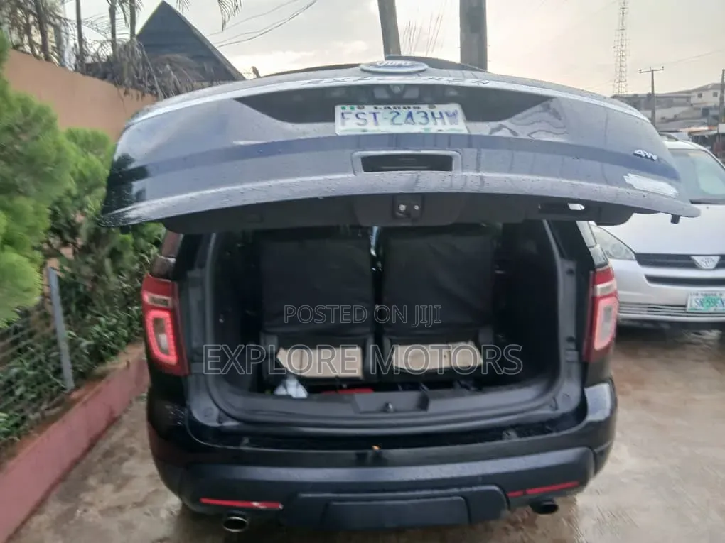 Ford Explorer 2014 Black