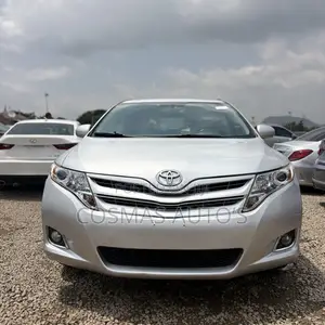 Toyota Venza 2010 Silver