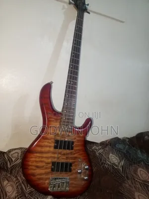 4 Strings Active Bass Guitar