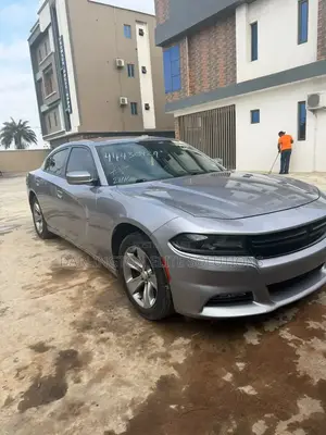 Dodge Charger 2018 Silver