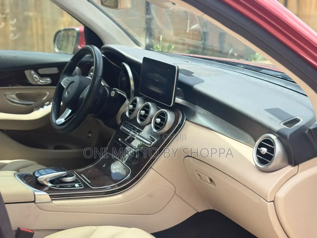 Mercedes-Benz GLC-Class 2017 Red