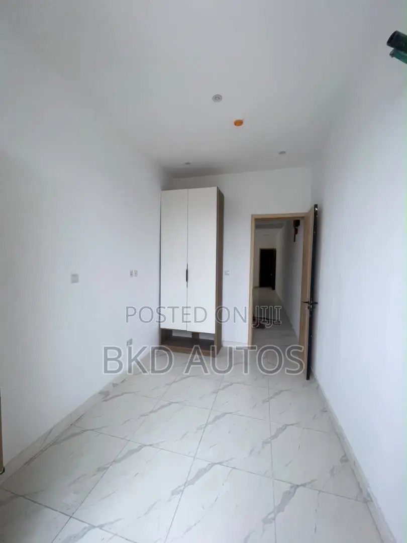 2 Bedroom Serviced Apartment