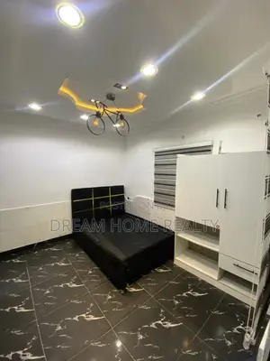 Studio Apartment in Ikota Gra Estate for rent
