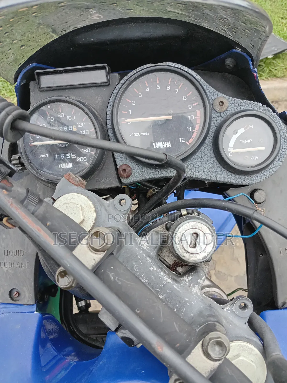 Yamaha 2004 Blue