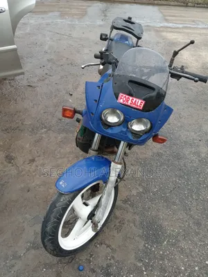 Yamaha 2004 Blue
