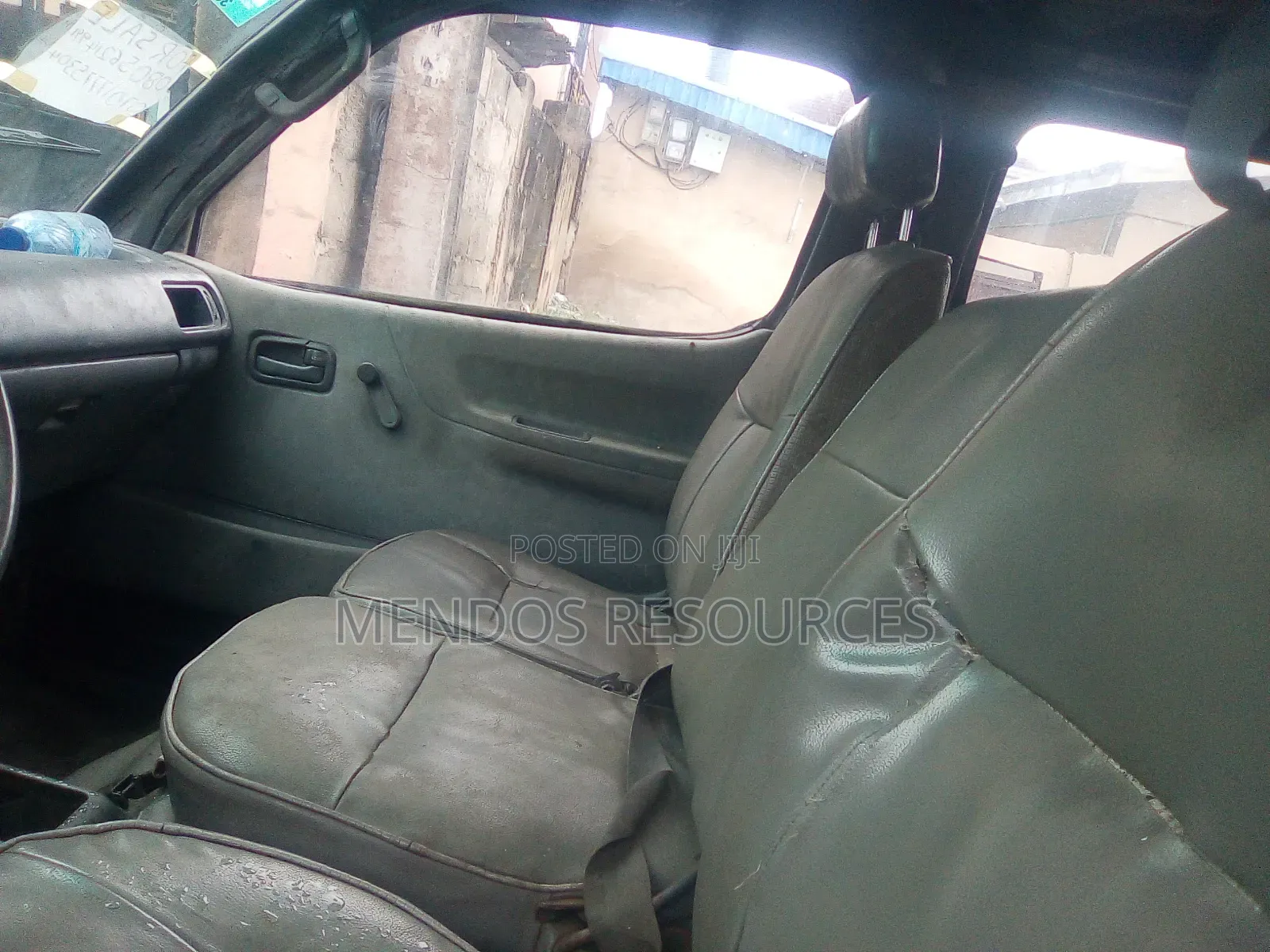 Toyota HiAce 2003 Beige