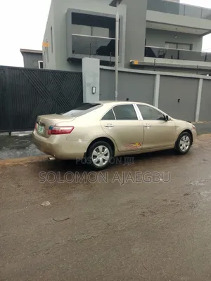Toyota Camry LE 4dr Sedan (2.4L 4cyl 5A) 2009 Gold