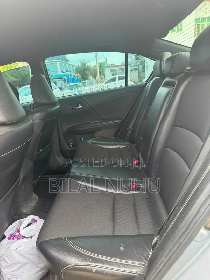 Honda Accord 2016 Silver