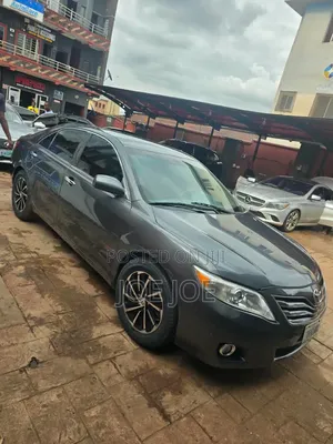 Toyota Camry 2011 Gray