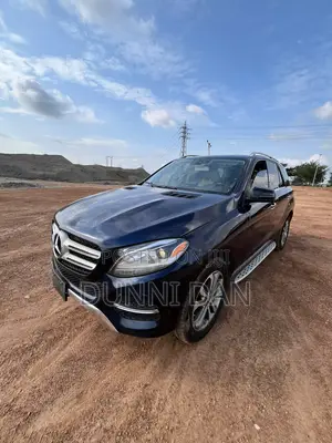 Mercedes-Benz GLE-Class GLE 350 2018 Blue