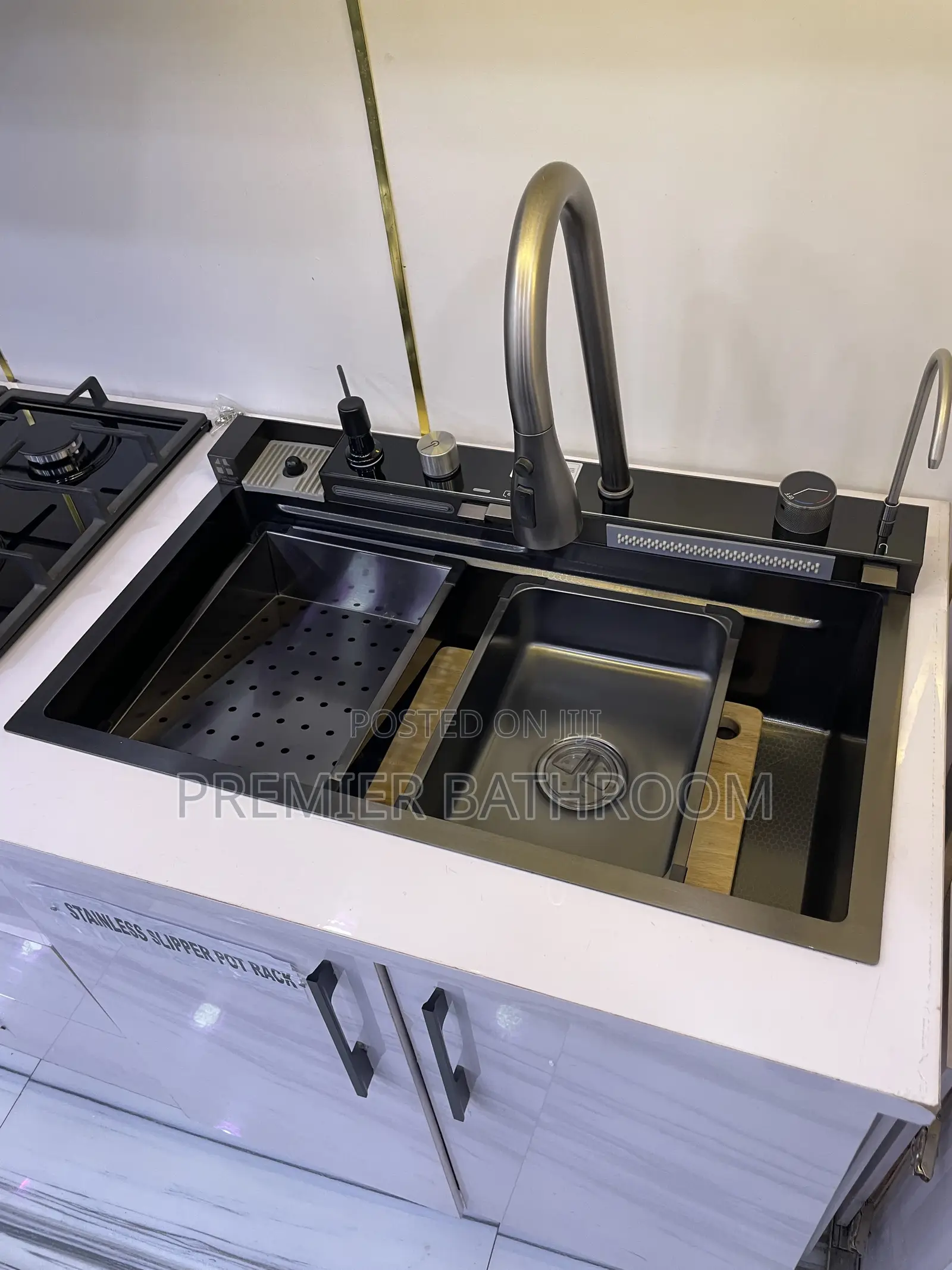 5 Button Luxury Kitchen Sink Black