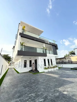 5bdrm Duplex in Bunkoro for sale
