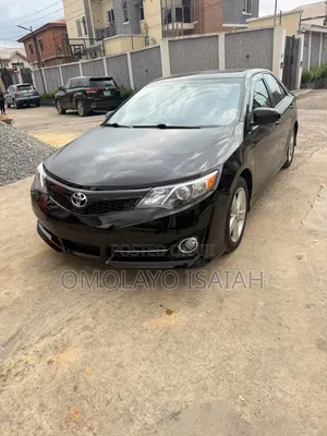 Toyota Camry SE 4dr Sedan (2.5L 4cyl 6A) 2013 Black
