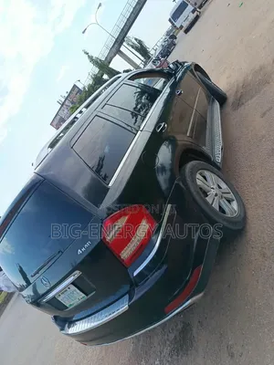 Mercedes-Benz GL-Class 2012 Black