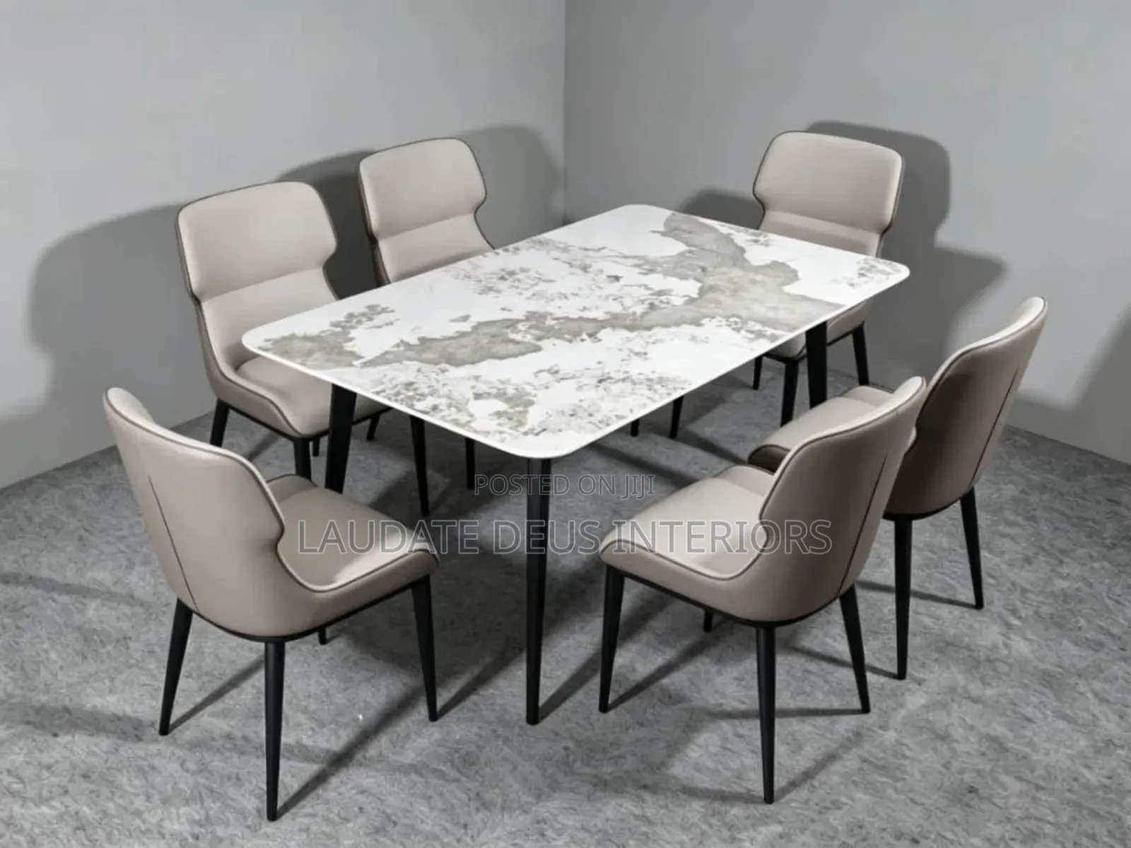 Contemporary 6 Seaters Marble Top Dining Table