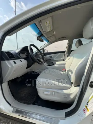 Toyota Venza 2013 White