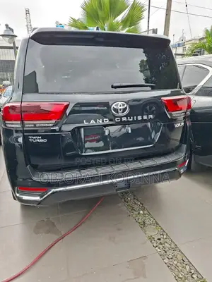 New Toyota Land Cruiser 2026 Black