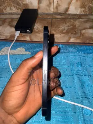 New Apple iPhone 12 64 GB Graphite