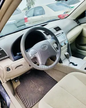 Toyota Camry LE 4dr Sedan (2.4L 4cyl 5A) 2007 Gray