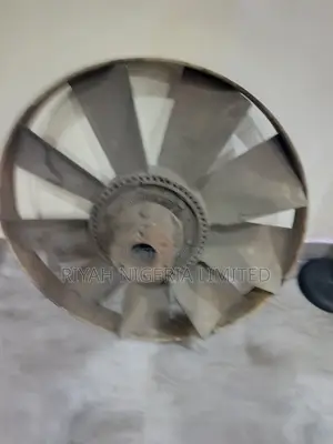Truck Viscous Fan Blade + Fan Clutch Assembly