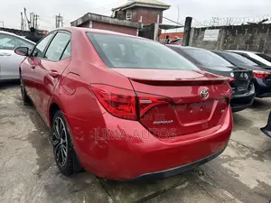 Toyota Corolla 2019 Red