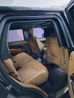 Land Rover Range Rover 2024 Gray